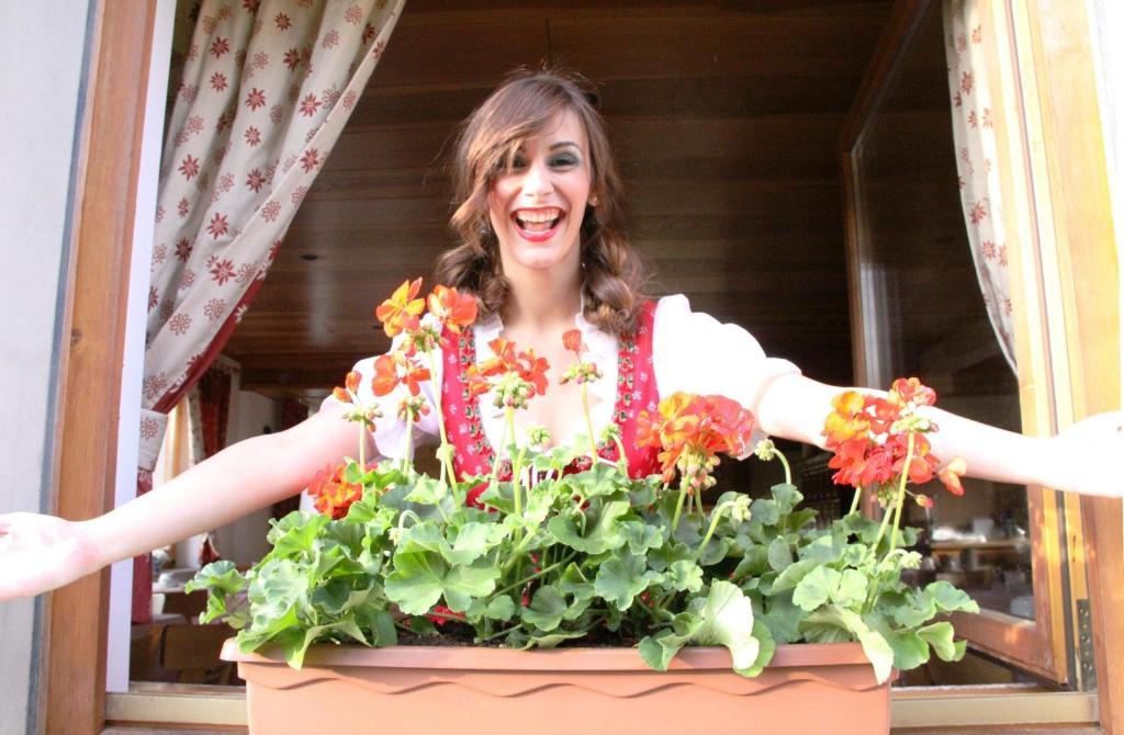 Garni Biancaneve Ruffre-Mendola Экстерьер фото